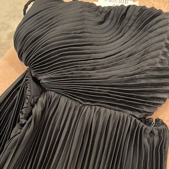 Alice + Olivia Powell wideleg leg jumpsuit- NWT size 8- perfect condition - Picture 5 of 5